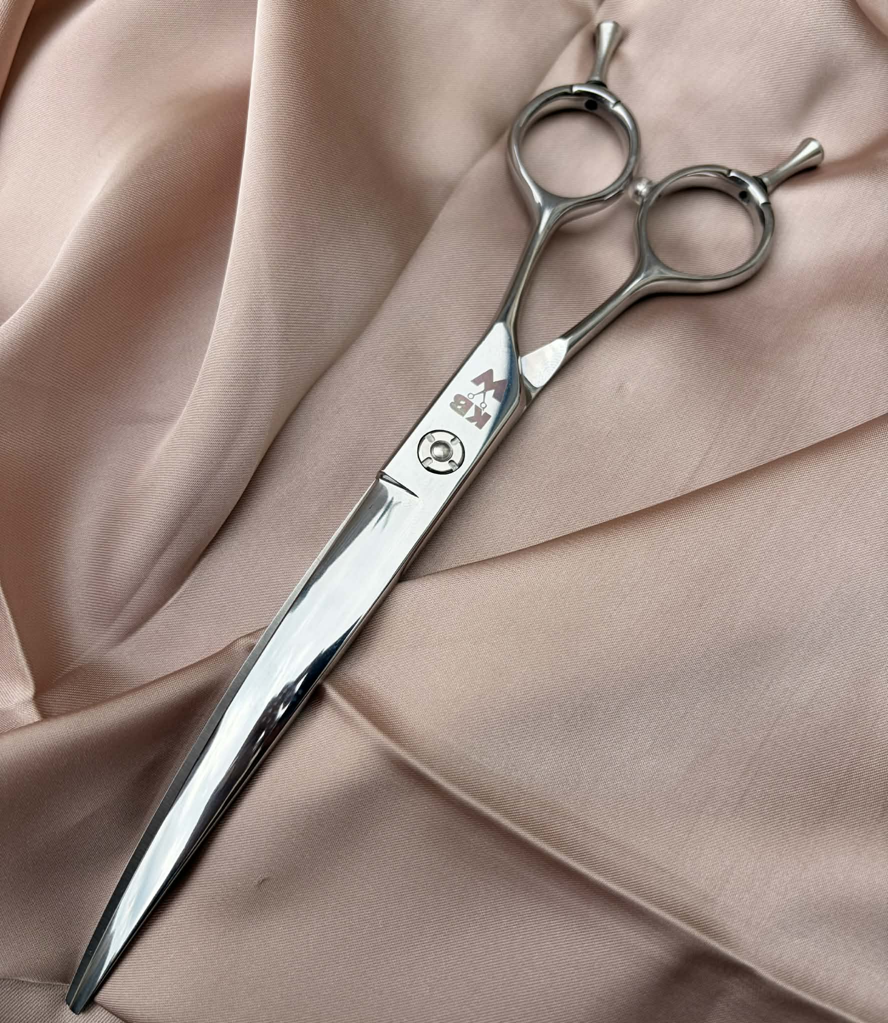 'Veluna Vellus' 7.5" Curved Scissor (Right Handed)