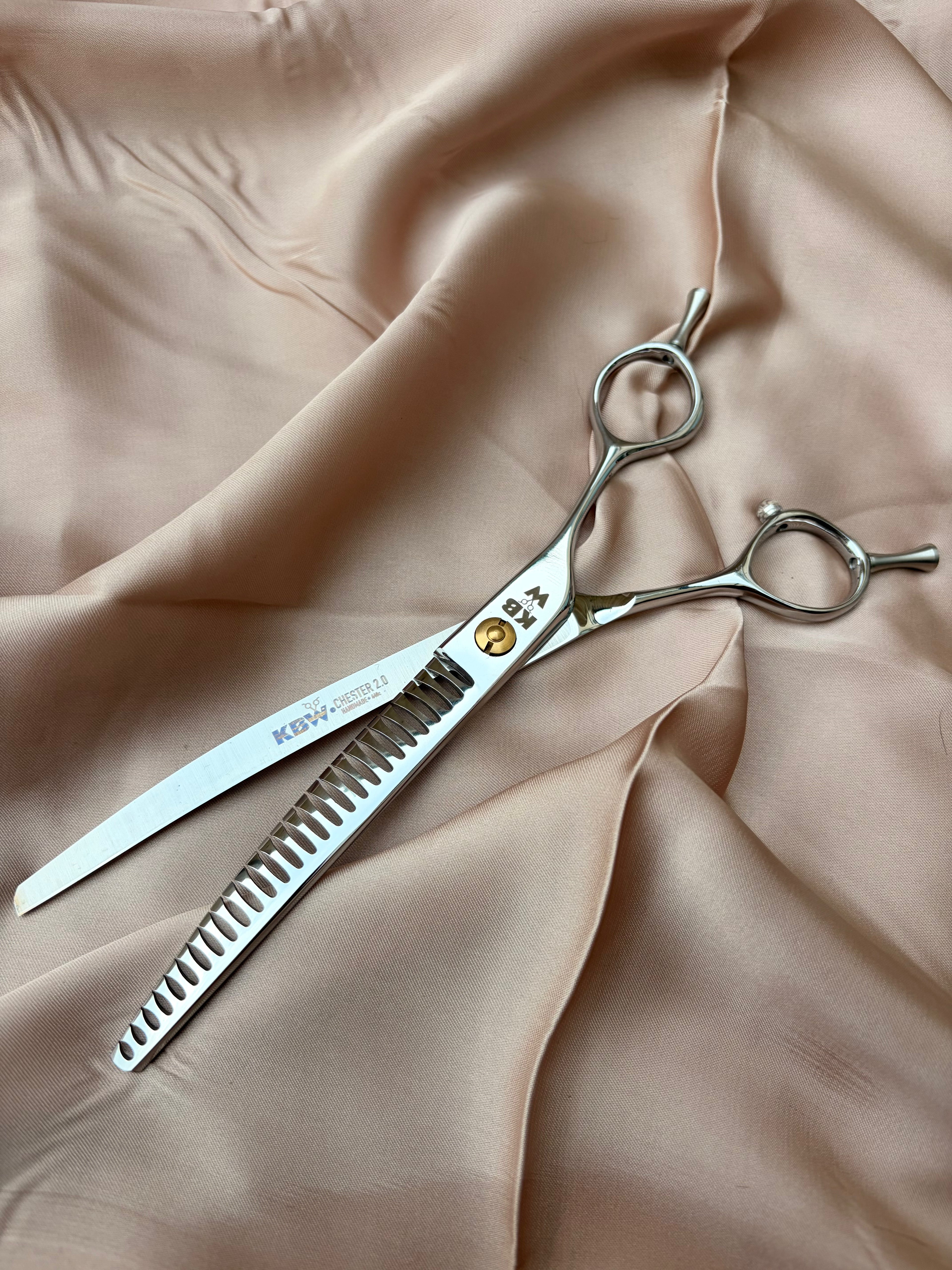 ‘KBW’ Chester 2.0 | 7” Curved Fishbone Chunker | 440c | Right hand