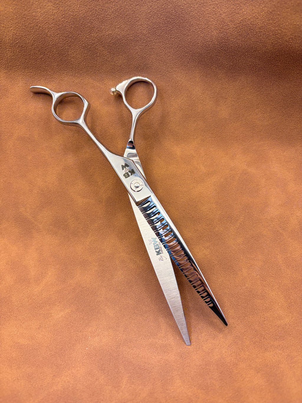 ‘KBW’ Pluto Hybrid • 7” • 440c Straight