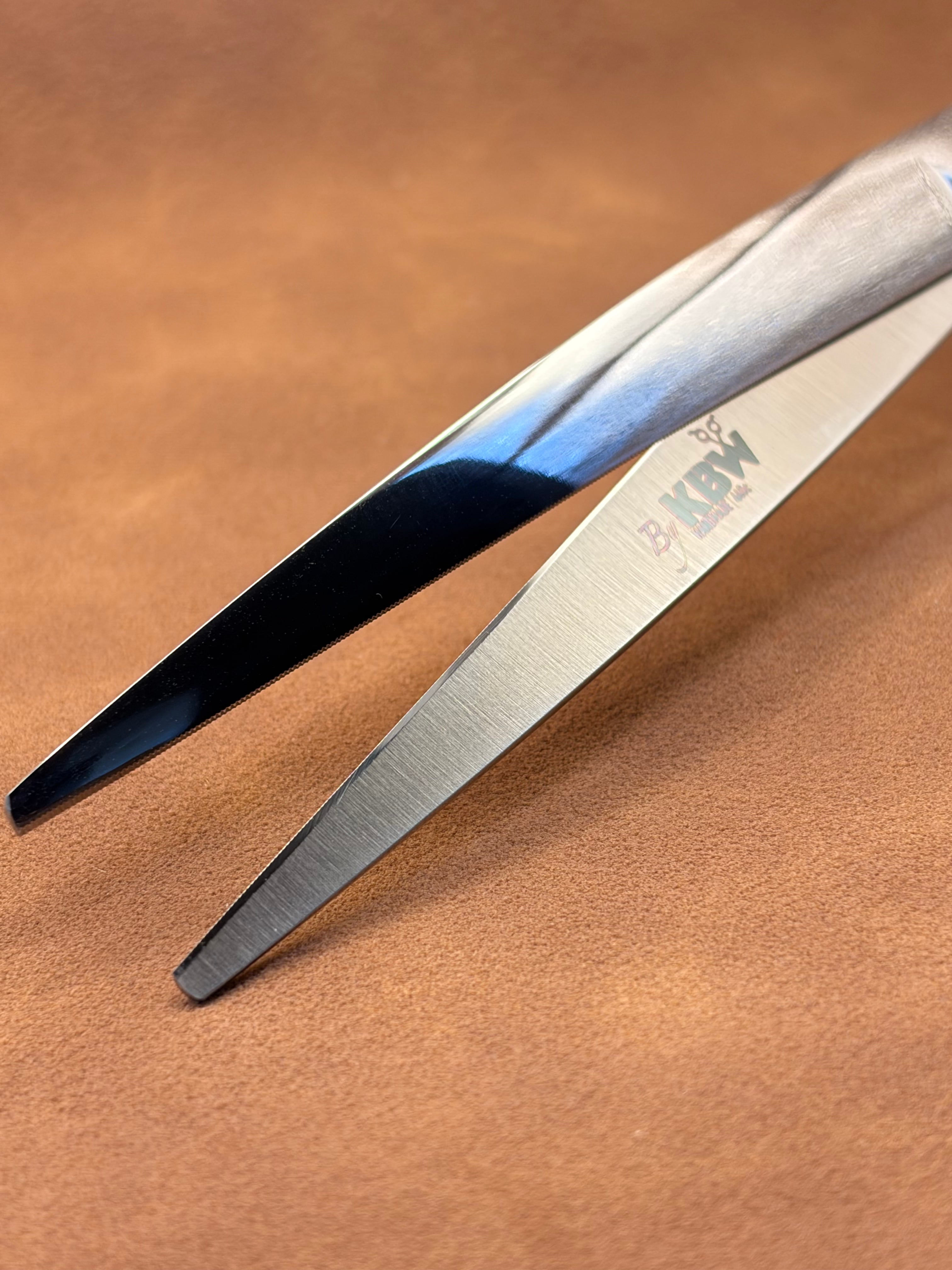 SOUTHPAW “Selene” – 7.5” Curve – 440C • Nano Serrated (Left Handed)