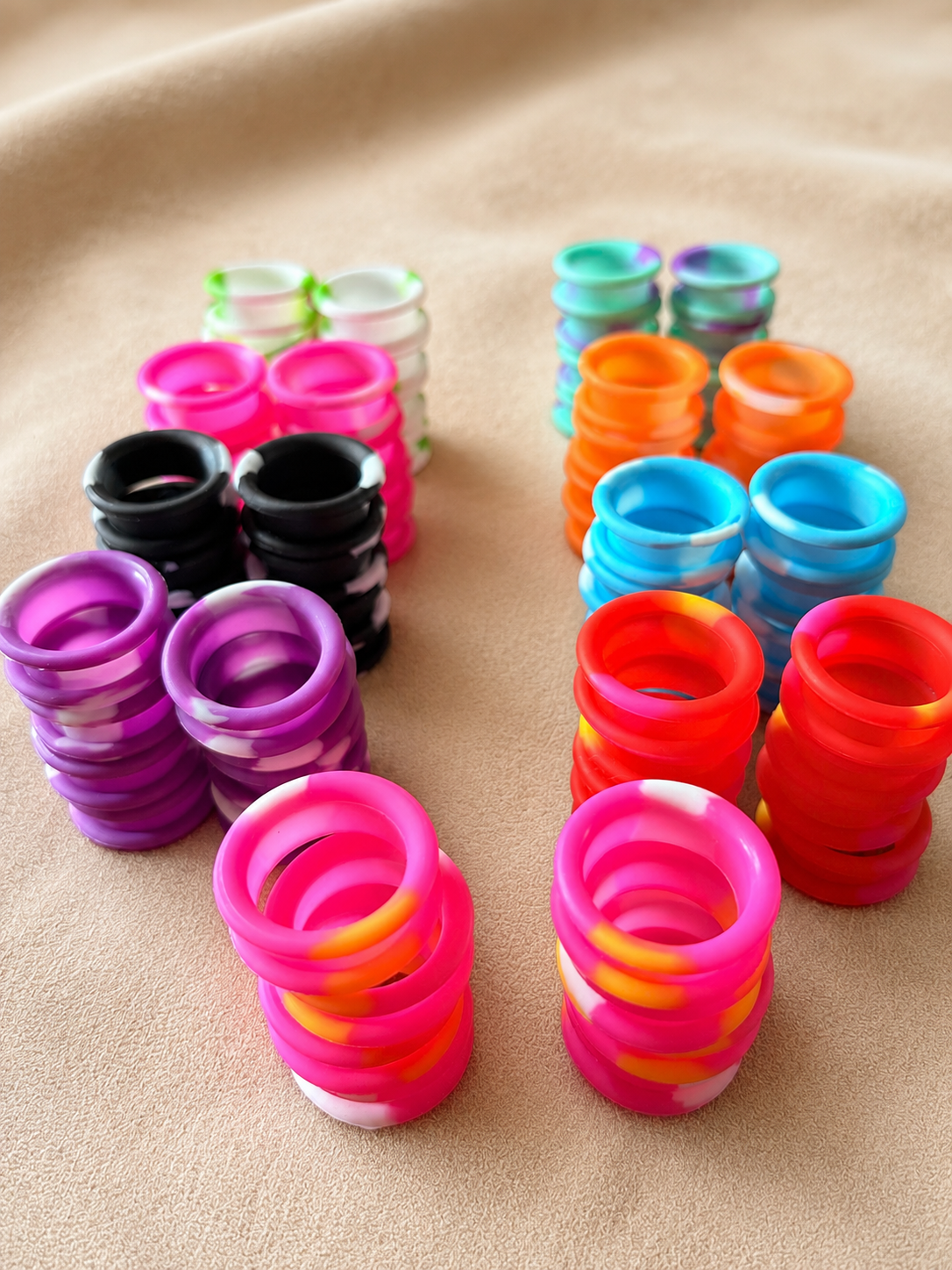Scissor Finger Rings (soft silicone x2)