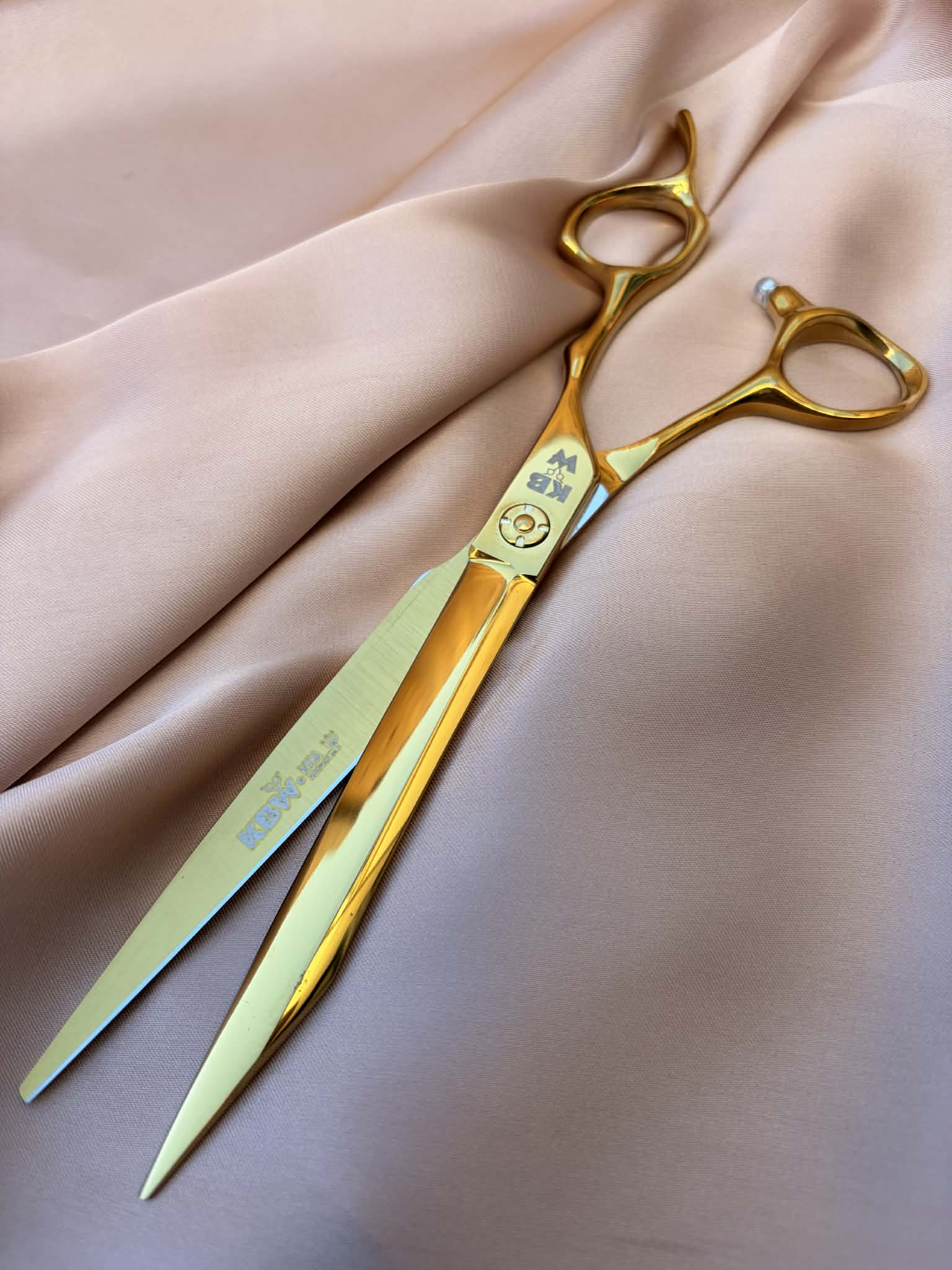 The MIDAS 7.5” Sword Straight (Right Hand)
